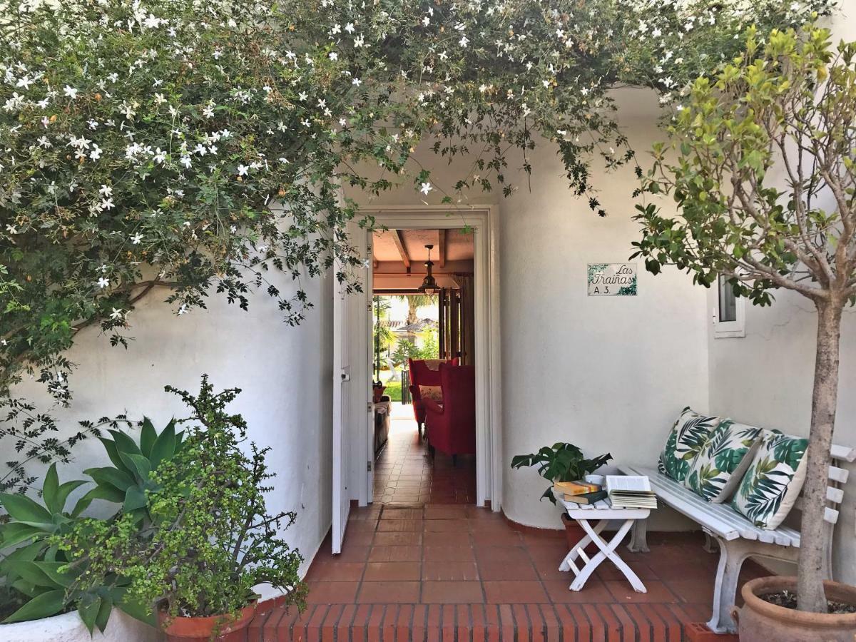 Beachfront Oasis In Costa Del Sol. Калета Де Велес Екстериор снимка